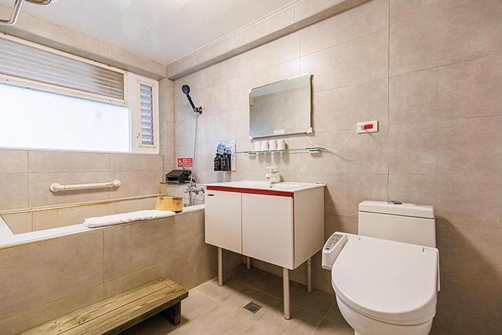 Yanmin Hot Spring Resort Taipei Exterior photo