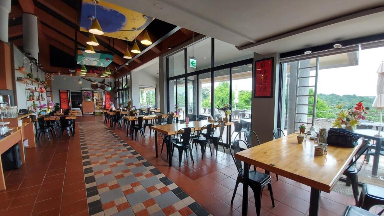 Yanmin Hot Spring Resort Taipei Exterior photo